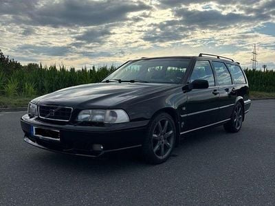 Second-hand Volvo V70 239 CP (175 kW) 1997 Negru Break