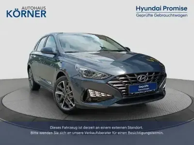Gebraucht Hyundai i30 Trend 160 PS (117 kW) 2023 Grau Limousine