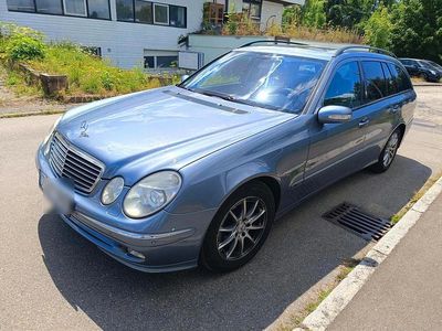 Mercedes E320