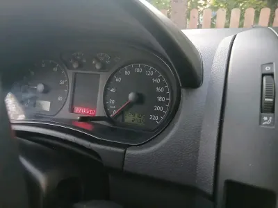 Gebraucht VW Polo 74 PS (54 kW) 2002 Rot Kleinwagen