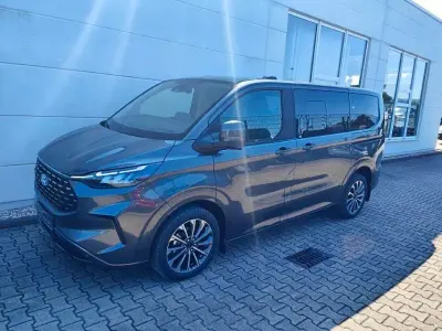 Neu Ford Tourneo Custom Titanium X 170 PS (125 kW) 2026 Magnetic met Van