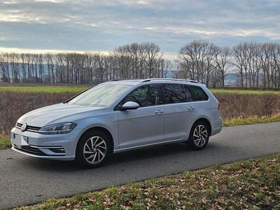 Weiß Gebraucht 2018 VW Golf VII Kombi | 15.999 € (Fairer Preis)