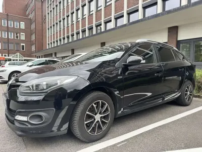 Gebraucht Renault Mégane GrandTour Dynamique 150 PS (110 kW) 2015 Schwarz Kombi