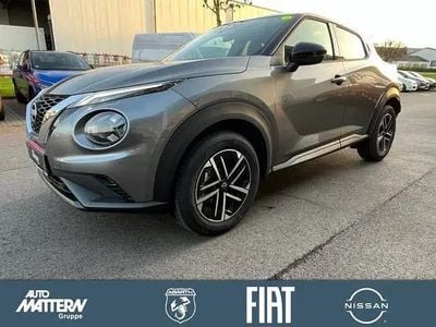 Neu Nissan Juke N-Connecta 84 PS (61 kW) 2025 Grau SUV
