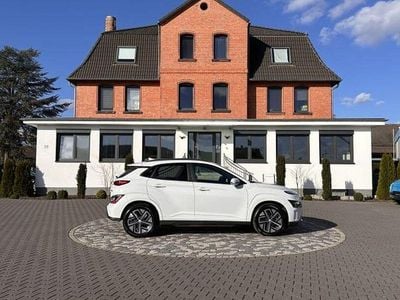 Gebraucht Hyundai Kona Edition 30+ 100 kW (136 PS) 2022 Weiß SUV