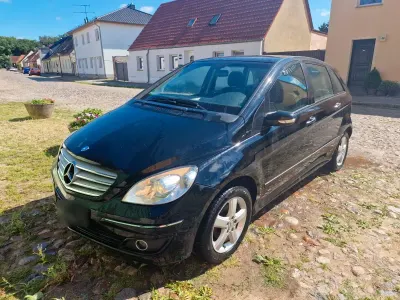 Gebraucht Mercedes B170 116 PS (85 kW) 2007 Schwarz Van / Kleinbus