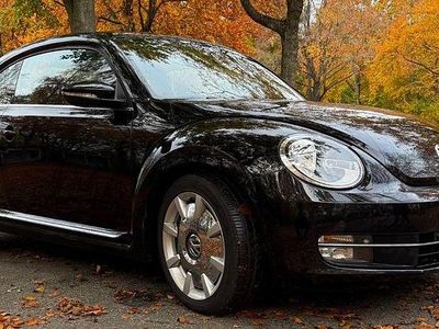 Gebraucht VW Beetle Design 105 PS (77 kW) 2012 Schwarz Kleinwagen