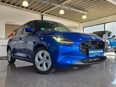 Usata Suzuki Swift Comfort 83 CV (61 kW) 2025 Blu Utilitaria