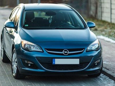 Gebraucht Opel Astra Selection 116 PS (85 kW) 2016 Blau Kombi