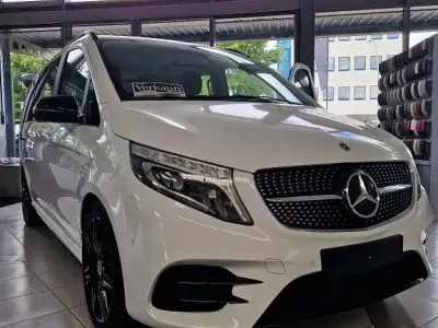 Gebraucht Mercedes V300 Avantgarde Edition 237 PS (174 kW) 2022 Weiß Van / Kleinbus