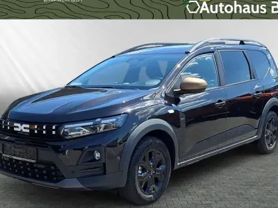 Neu Dacia Jogger Extreme 158 PS (116 kW) 2026 Schwarz Van / Kleinbus