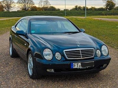 Gebraucht Mercedes CLK320 Elegance 218 PS (160 kW) 1999 Schwarz Coupé