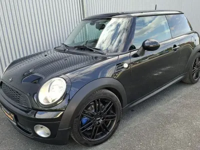 Gebraucht Mini ONE 95 PS (69 kW) 2010 Schwarz Kleinwagen