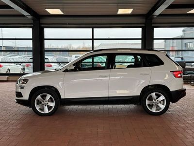 gebraucht Skoda Karoq 1.0 TSI Ambition*Sitzhzg*ALU*PDC*DAB*