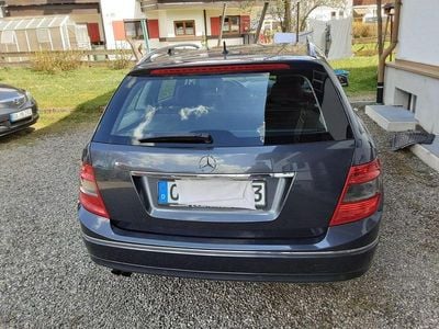 Usata Mercedes C180 156 CV (114 kW) 2010 Grigio Berlina