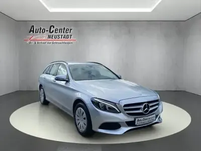 Gebraucht Mercedes C180 184 PS (135 kW) 2015 Silber Kombi