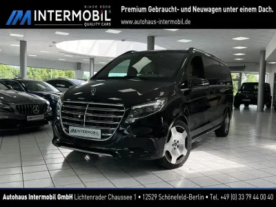 Gebraucht Mercedes V300 Luxury 237 PS (174 kW) 2024 Obsidianschwarz metallic Van / Kleinbus