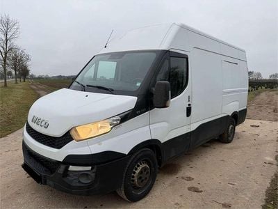White ic 194 Gebraucht 2015 Iveco Daily Van / Kleinbus | 6.999 € (Superpreis)