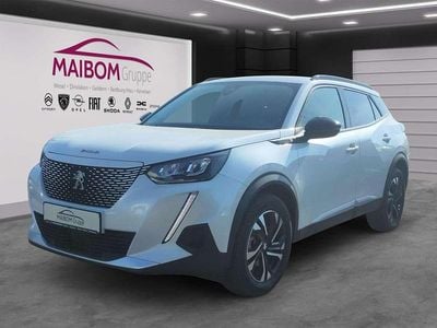 Lack weiss perlglänzend/typ au Gebraucht 2022 Peugeot e-2008 Allure SUV | 19.990 € (Fairer Preis)