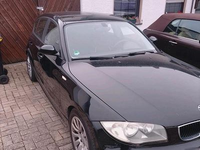 Gebraucht BMW 116 116 PS (85 kW) 2006 Schwarz Kleinwagen