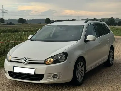 Gebraucht VW Golf VI 105 PS (77 kW) 2010 Weiß Kombi