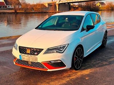 Weiß Gebraucht 2017 Seat Leon CUPRA Kombi | 19.000 € (Fairer Preis)