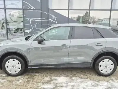 Używany Audi Q2 Design 116 KM (85 kW) 2019 Szary SUV
