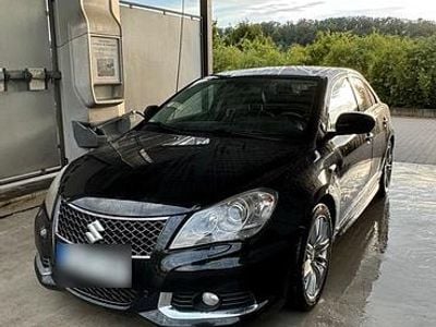 Gebraucht Suzuki Kizashi 178 PS (130 kW) 2012 Schwarz Limousine