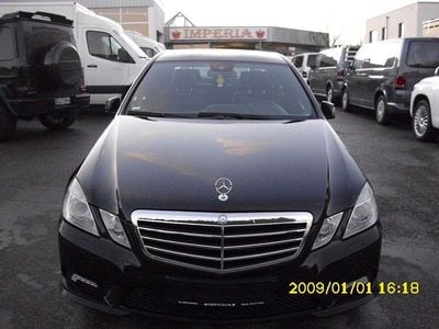 Gebraucht Mercedes E300 AMG line 231 PS (169 kW) 2011 Schwarz Limousine