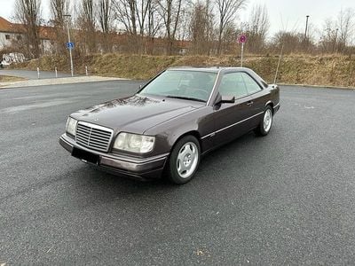 Gebraucht Mercedes 220 150 PS (110 kW) 1993 Coupé