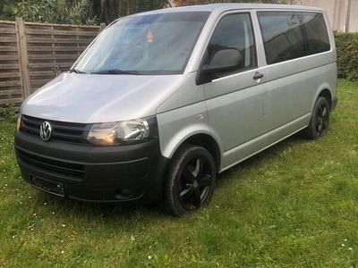 gebraucht VW Transporter 1,9 TDI mit 9 Sitzplätze