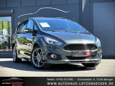 Gebraucht Ford S-MAX ST-Line 190 PS (139 kW) 2018 Grün Van / Kleinbus