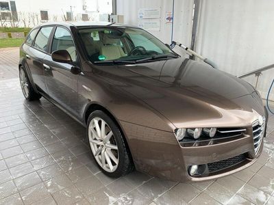 Alfa Romeo 159