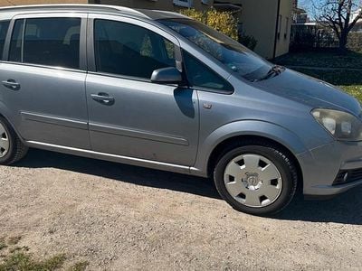 Second-hand Opel Zafira 105 CP (77 kW) 2005 Monovolum