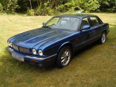 Gebraucht Jaguar XJR 363 PS (266 kW) 1999 Blau Limousine