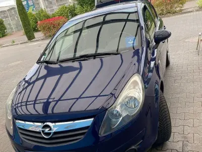 Używany Opel Corsa Color Edition 87 KM (63 kW) 2010 Niebieski Hatchback
