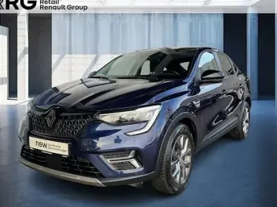 Second-hand Renault Arkana Evolution 140 CP (102 kW) 2025 Albastru SUV