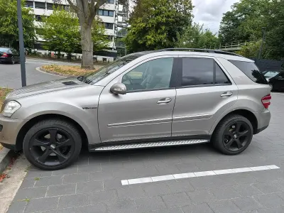 Gebraucht Mercedes ML280 190 PS (139 kW) 2005 Beige SUV
