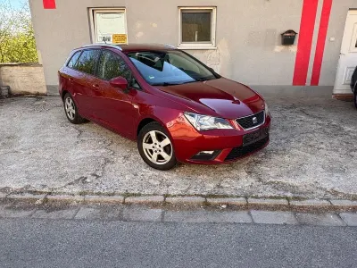 Gebraucht Seat Ibiza ST Reference 86 PS (63 kW) 2013 Rot Kombi