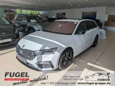 Gebraucht Skoda Octavia RS 200 PS (147 kW) 2022 Moonweiss metallic Limousine