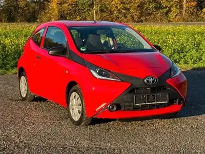 Brugt Toyota Aygo Business Edition 69 HK (50 kW) 2018 Rød Hatchback
