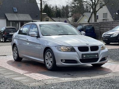 Gebraucht BMW 318 Sport Line 143 PS (105 kW) 2009 Silber Limousine