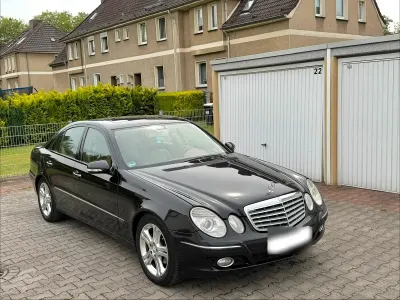 Gebraucht Mercedes E320 Elegance 224 PS (164 kW) 2006 Schwarz Limousine