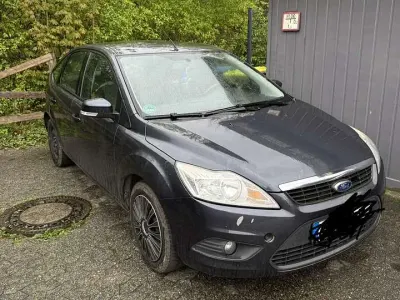 Gebraucht Ford Focus Trend 116 PS (85 kW) 2010 Limousine