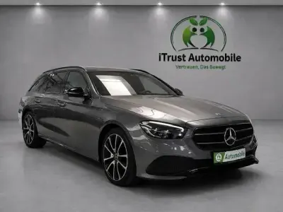 Gebraucht Mercedes E220 Night 194 PS (142 kW) 2020 Grau Kombi