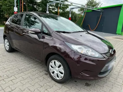 Gebraucht Ford Fiesta 60 PS (44 kW) 2010 Andere farben Kleinwagen