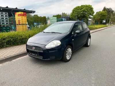 Gebraucht Fiat Punto 65 PS (47 kW) 2009 Blau Kleinwagen