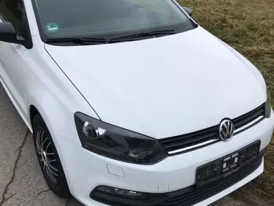 Usata VW Polo Comfortline 75 CV (55 kW) 2016 Bianco Utilitaria