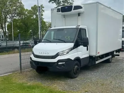 Occasion Iveco Daily 180 ch (132 kW) 2018 Blanc Berline