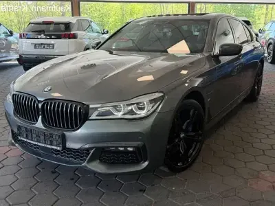 Gebraucht BMW 740 M Sport 326 PS (239 kW) 2017 Grau Limousine
